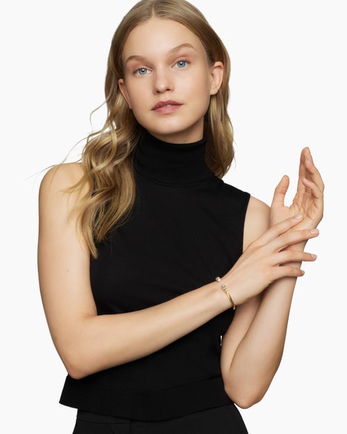 Womens Helena Bracelet in 18K Yellow Gold with Pearls and Diamonds, 4mm