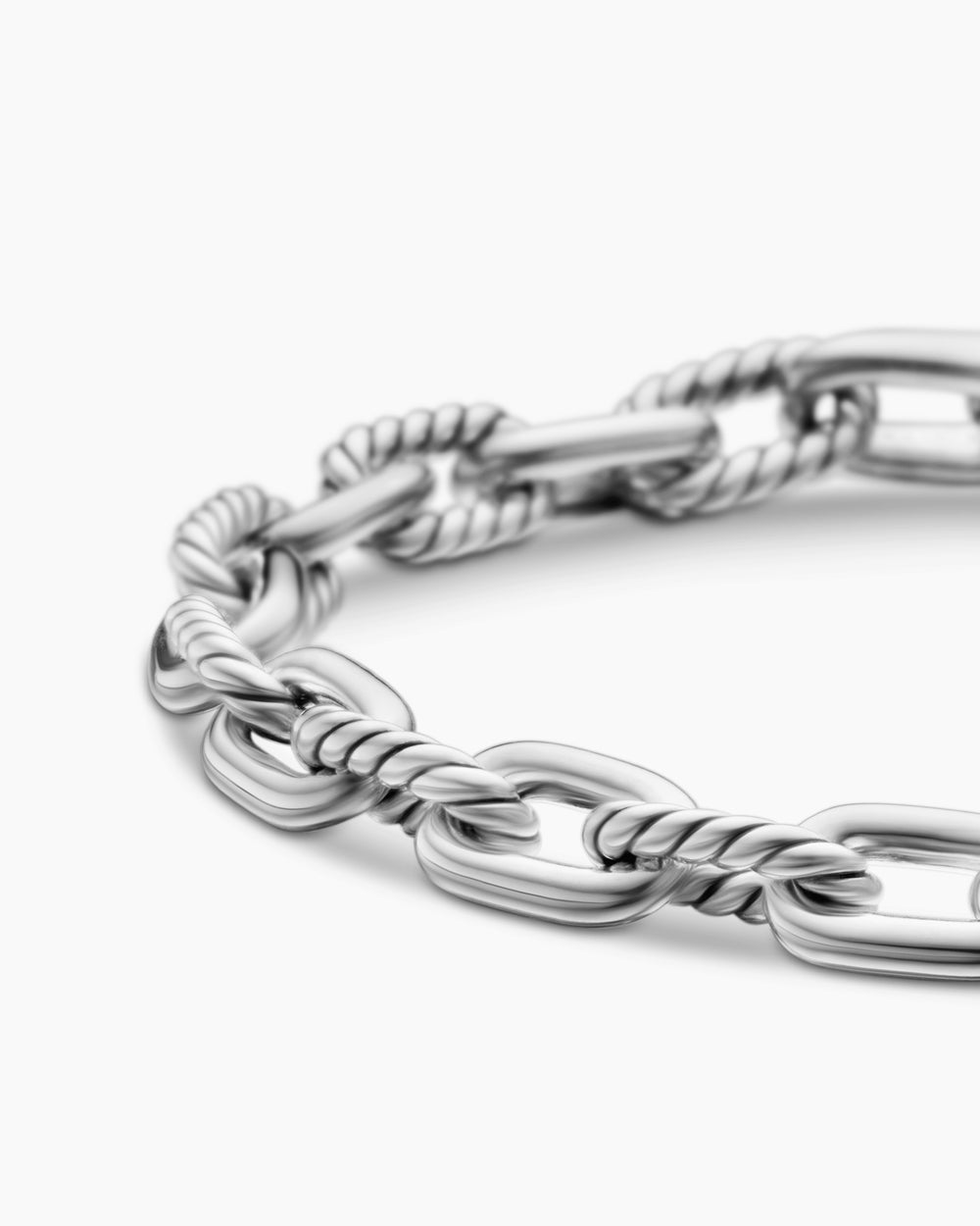 Womens DY Madison Chain Bracelet in Sterling Silver, 5.5mm