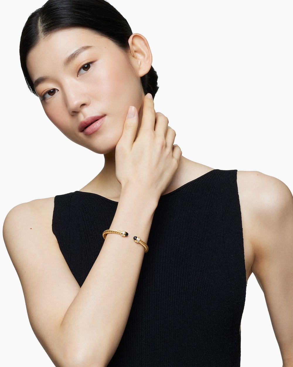 Womens Classic Cablespira® Bracelet in 18K Yellow Gold with Black Onyx and Diamonds, 5mm