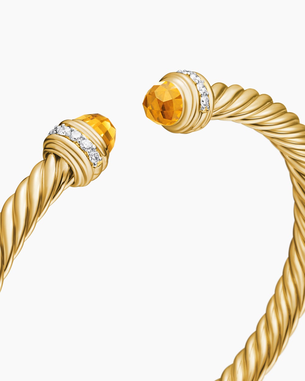 Womens Classic Cablespira Bracelet in 18K Yellow Gold with Diamonds, 5mm