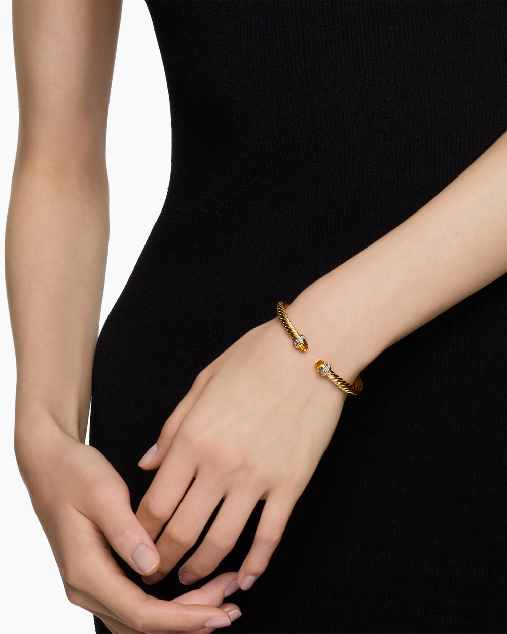 Womens Classic Cablespira Bracelet in 18K Yellow Gold with Diamonds, 5mm