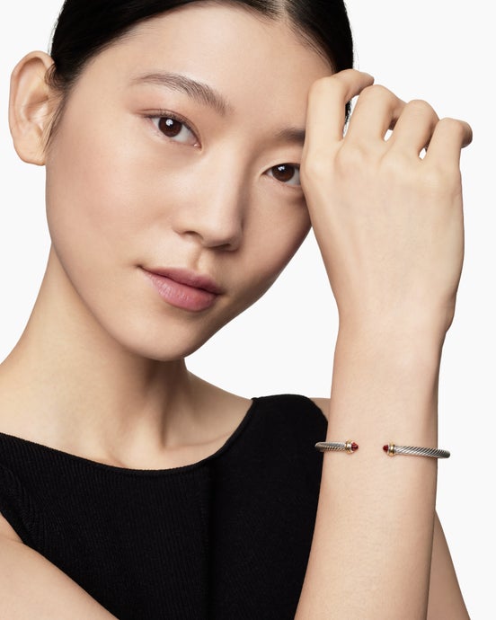 Classic Cable Bracelet in Sterling Silver with 18K Yellow Gold and Garnets, 4mm