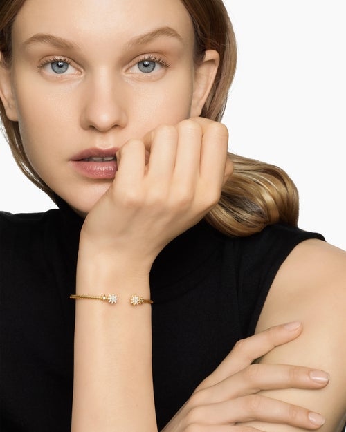 Womens Petite Starburst Cable Bracelet in 18K Yellow Gold with Diamonds, 2.6mm