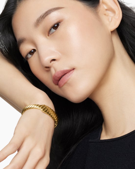 Sculpted Cable Contour Cuff Bracelet in 18K Yellow Gold, 13mm