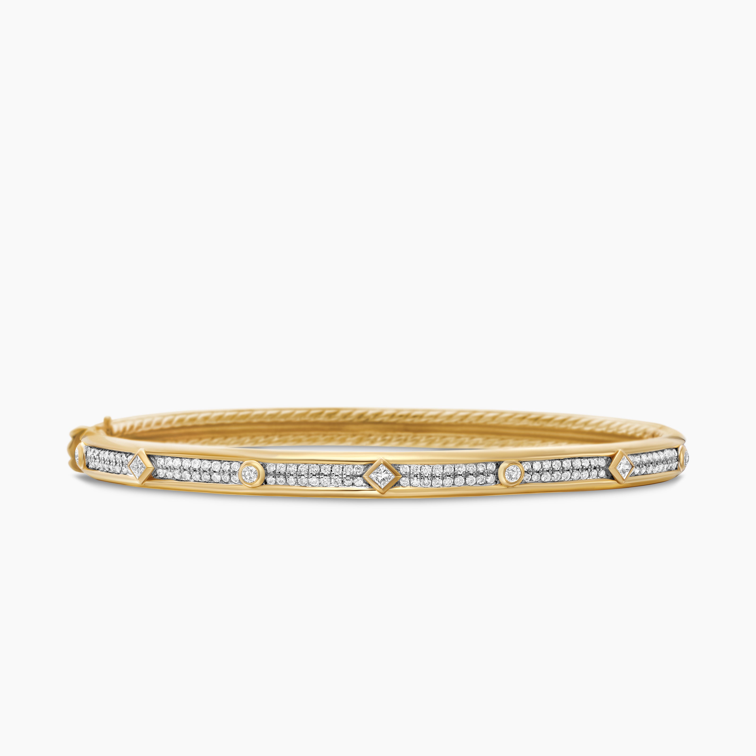 Womens Modern Renaissance&reg; Bangle Bracelet in 18K Yellow Gold with Full Pav&eacute; Diamonds, 4.5mm