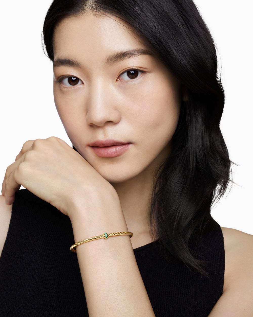 Womens Classic Cablespira® Station Bracelet in 18K Yellow Gold with Pavé Emeralds, 3mm