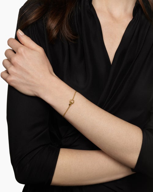 Womens Sculpted Cable Chain Bracelet in 18K Yellow Gold, 8mm