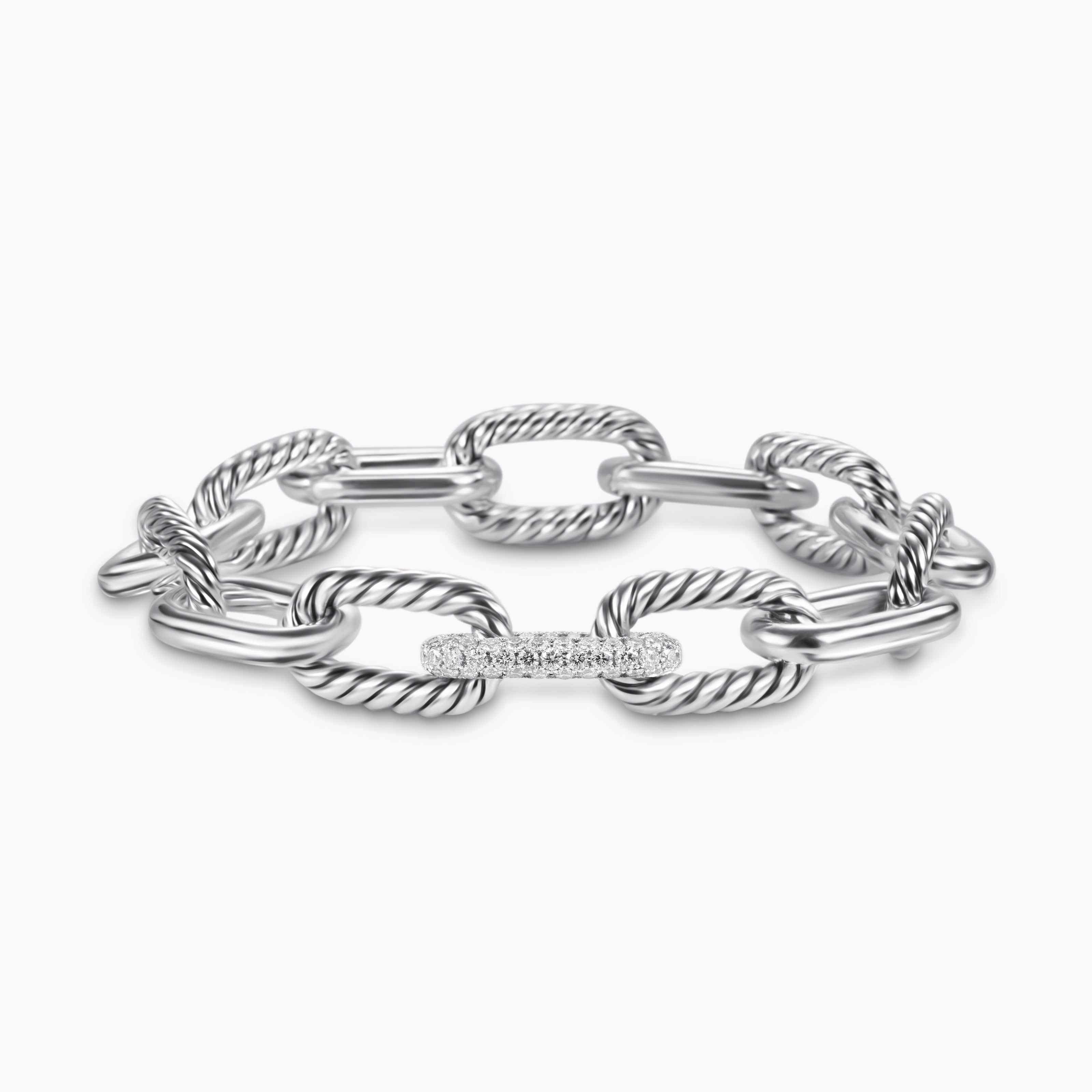 Womens DY Madison Chain Bracelet in Sterling Silver with Diamonds, 11mm