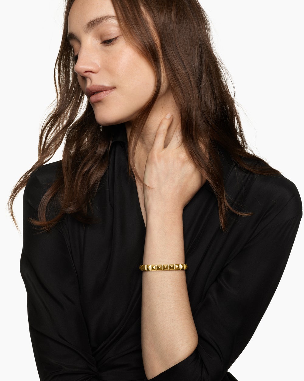 Womens Pyramid Cuff Bracelet in 18K Yellow Gold, 8mm