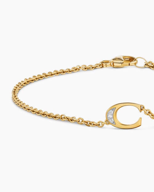 Bracelet chaîne de petite taille à initiale avec pavé en or jaune 18 carats et C en diamant