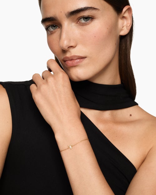 Womens Petite Pavé Initial Chain Bracelet in 18K Yellow Gold with Diamond T