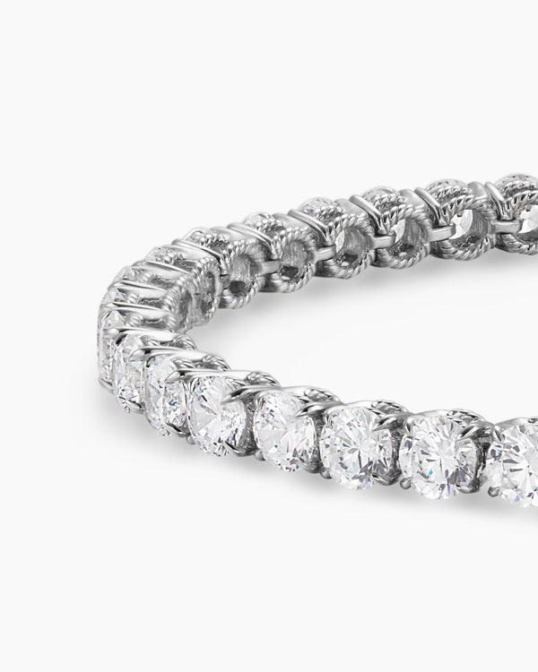 Tennis Bracelet in 18K White Gold with Diamonds, 4mm
