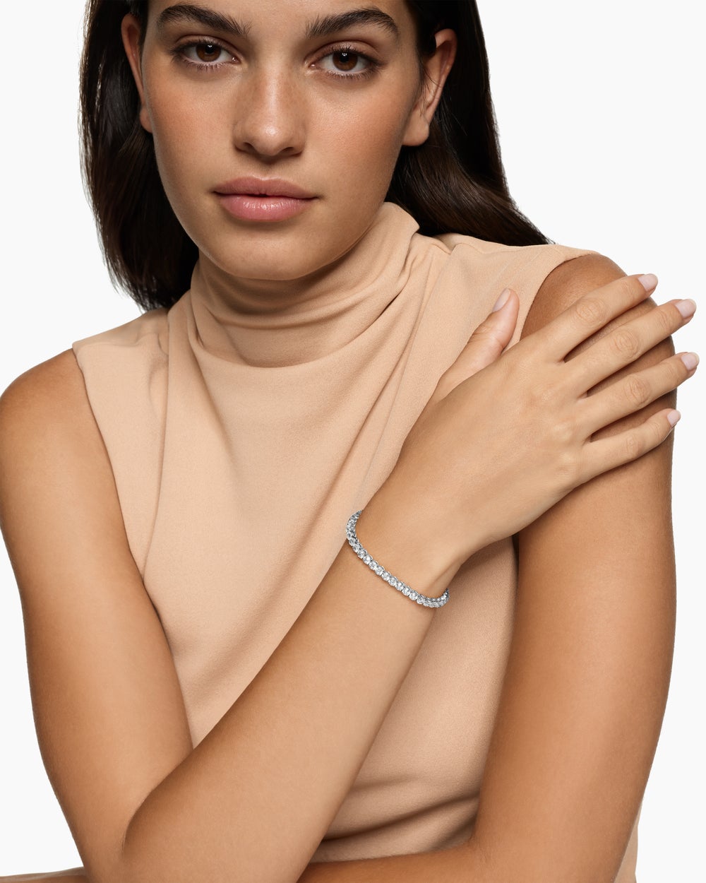 Womens Tennis Bracelet in 18K White Gold with Diamonds, 3.8mm