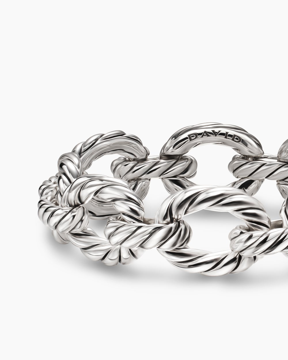 Womens Sculpted Cable Oval Link Bracelet in Sterling Silver, 18mm