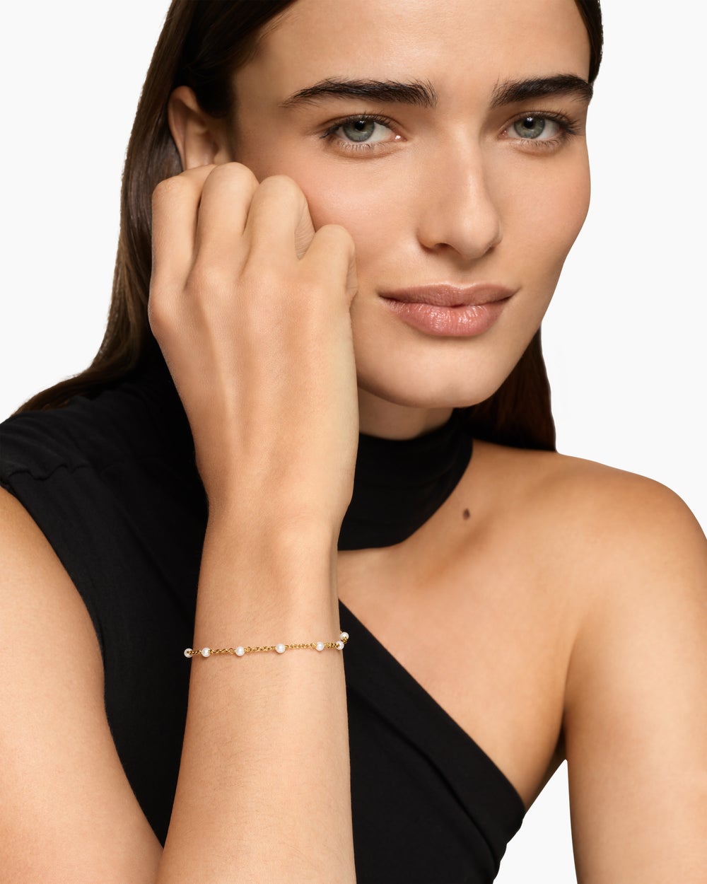 Womens Pearl Classics Station Bracelet in 18K Yellow Gold, 3.5mm