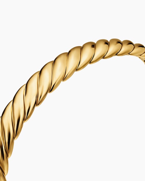 Womens Sculpted Cable Flex Bracelet in 18K Yellow Gold, 7.5mm
