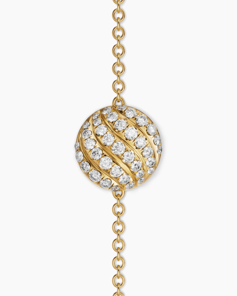 Womens Sculpted Cable Centre Station Chain Bracelet in 18K Yellow Gold with Diamonds, 10mm