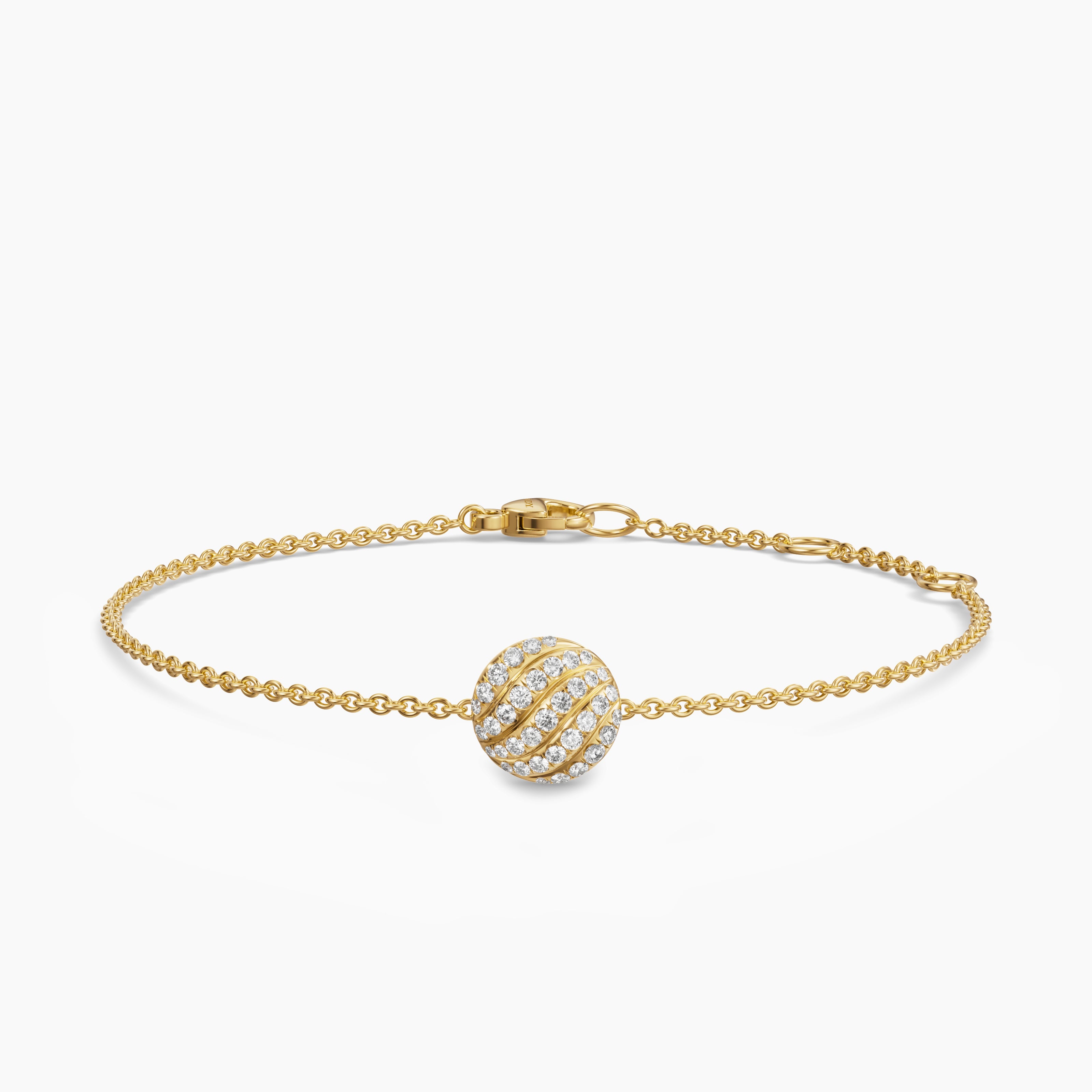 Womens Sculpted Cable Center Station Chain Bracelet in 18K Yellow Gold with Diamonds, 10mm