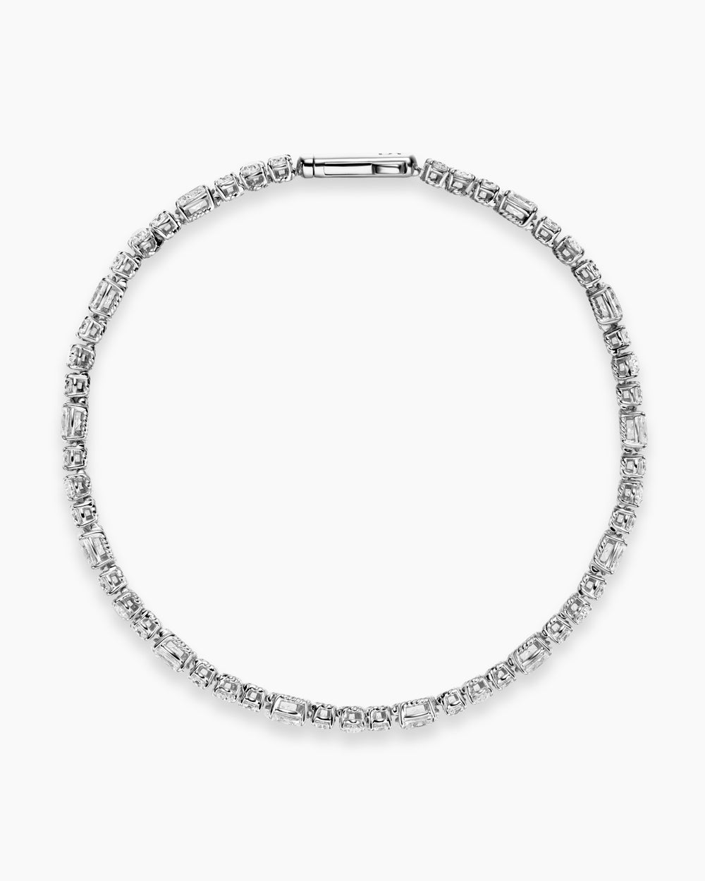 Womens Tennis Bracelet in 18K White Gold with Diamonds, 2.5-4.5mm