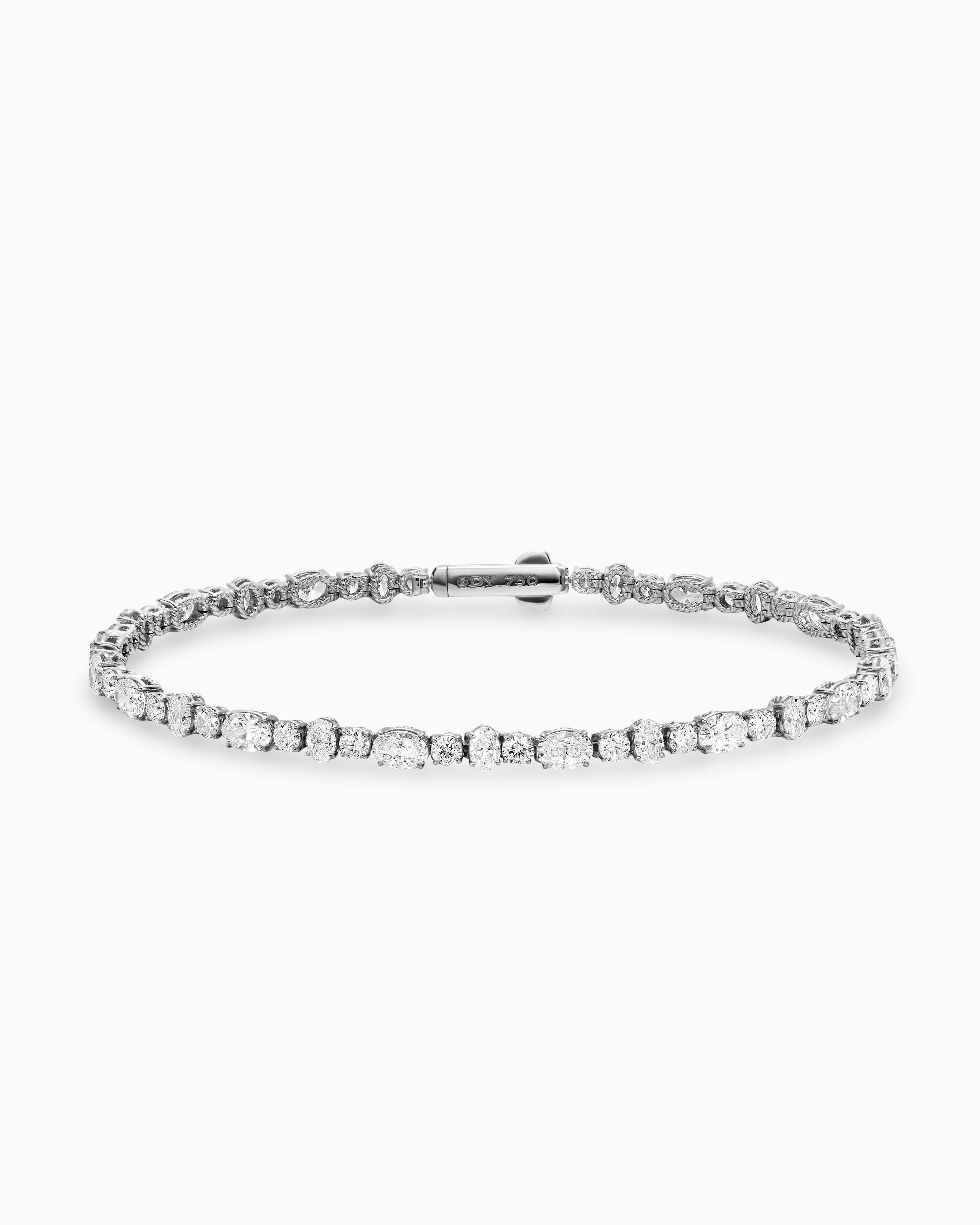 Womens Tennis Bracelet in 18K White Gold with Diamonds, 2.5-4.5mm