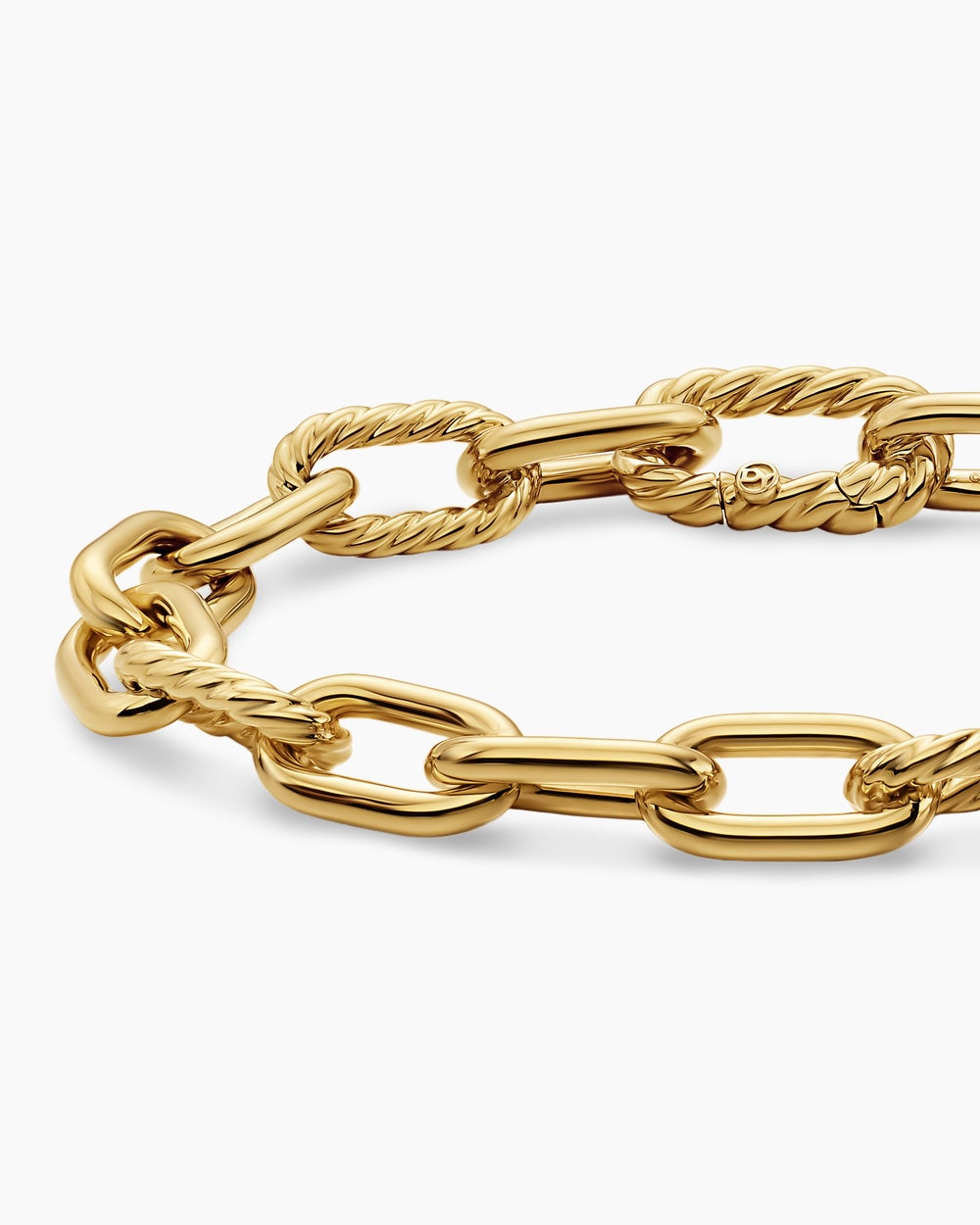 Womens DY Madison Chain Bracelet in 18K Yellow Gold, 8.5mm