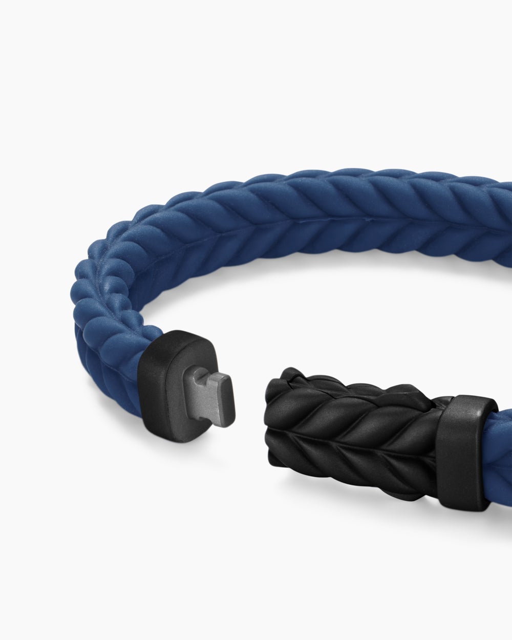 Mens Chevron Rubber Bracelet with Black Titanium, 9mm