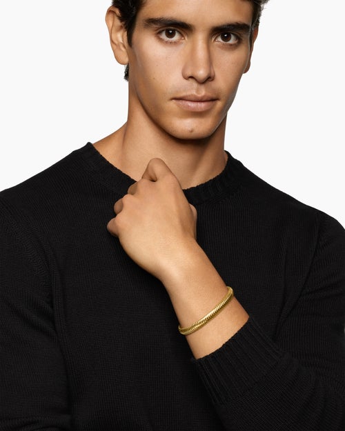 Mens Chevron Cuff Bracelet in 18K Yellow Gold, 8mm