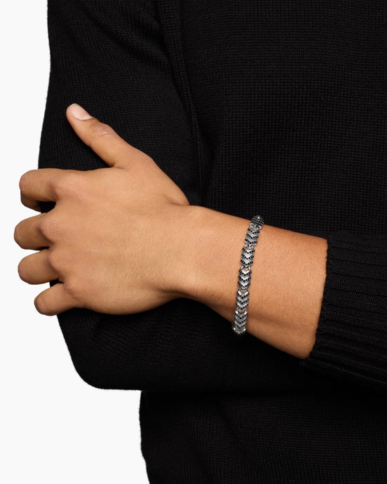 Chevron Link Bracelet in Sterling Silver, 7.6mm