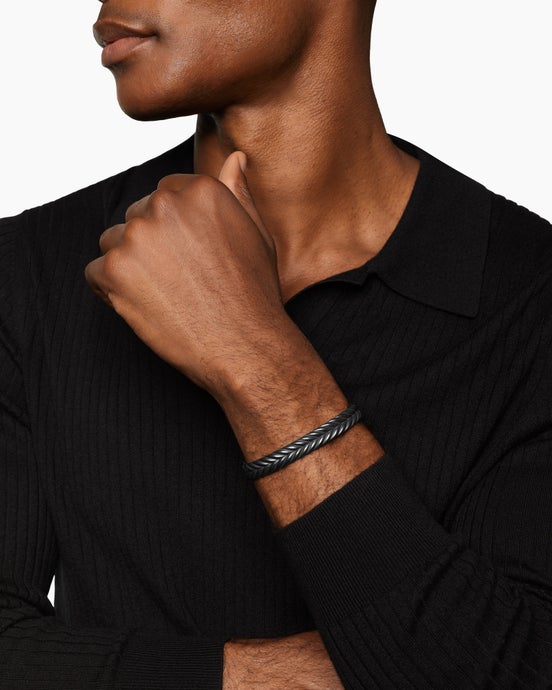 Chevron Flex Bracelet in Black Titanium, 10mm