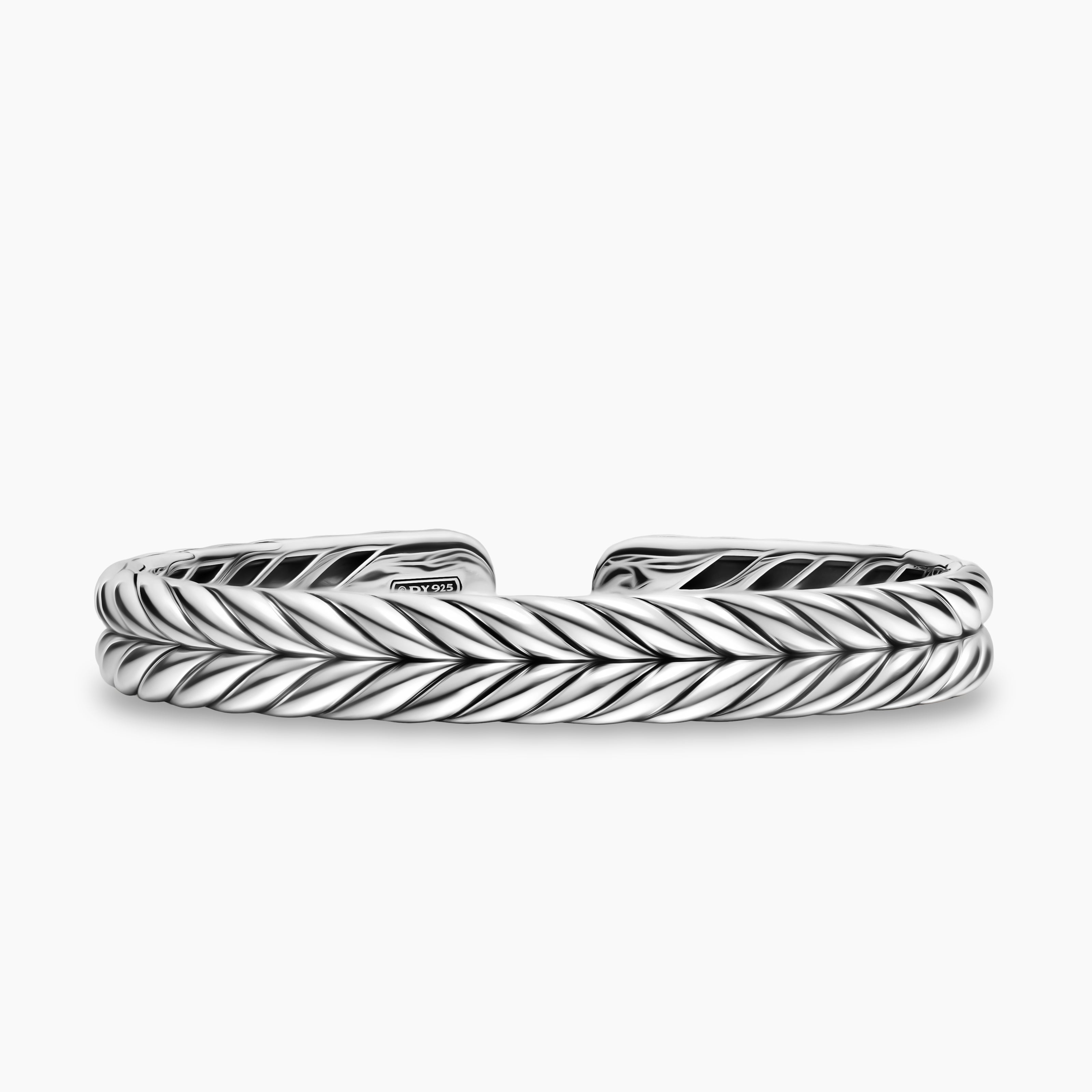 Mens Chevron Flex Bracelet in Sterling Silver, 10mm