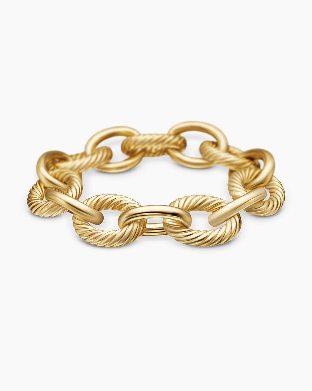 Womens Oval Link Chain Bracelet in 18K Yellow Gold, 17mm