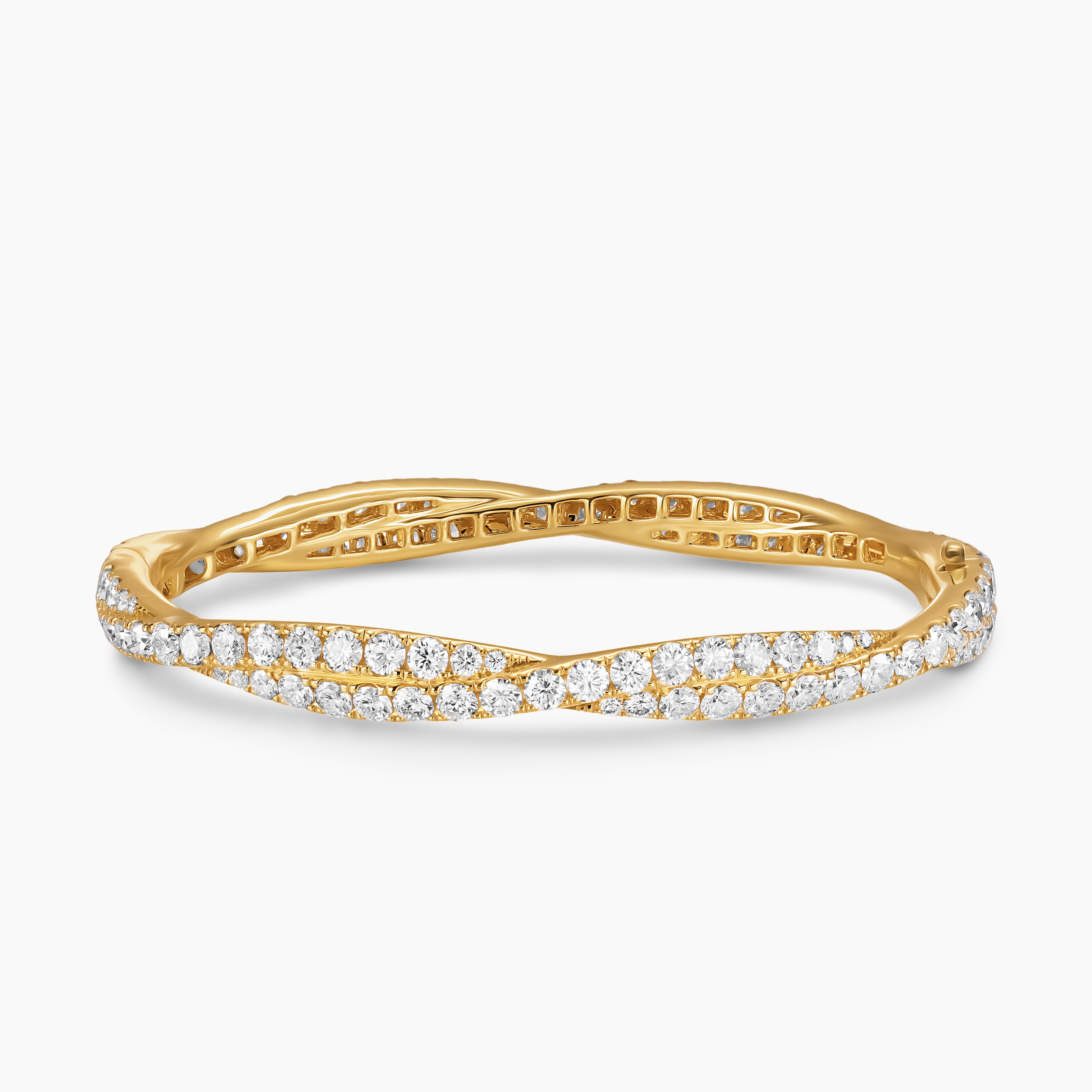 Womens Floating Diamonds Pav&eacute; Twist Bangle Bracelet in Yellow Gold