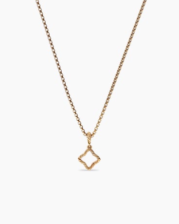 Quatrefoil Amulet in 18K Yellow Gold with Diamonds, 19.7mm