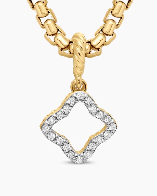 Womens Quatrefoil Amulet in 18K Yellow Gold with Diamonds, 11mm