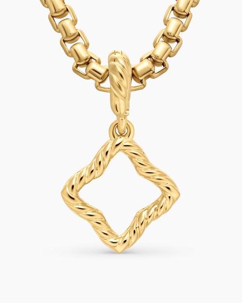 Womens Quatrefoil Amulet in 18K Yellow Gold with Diamonds, 11mm