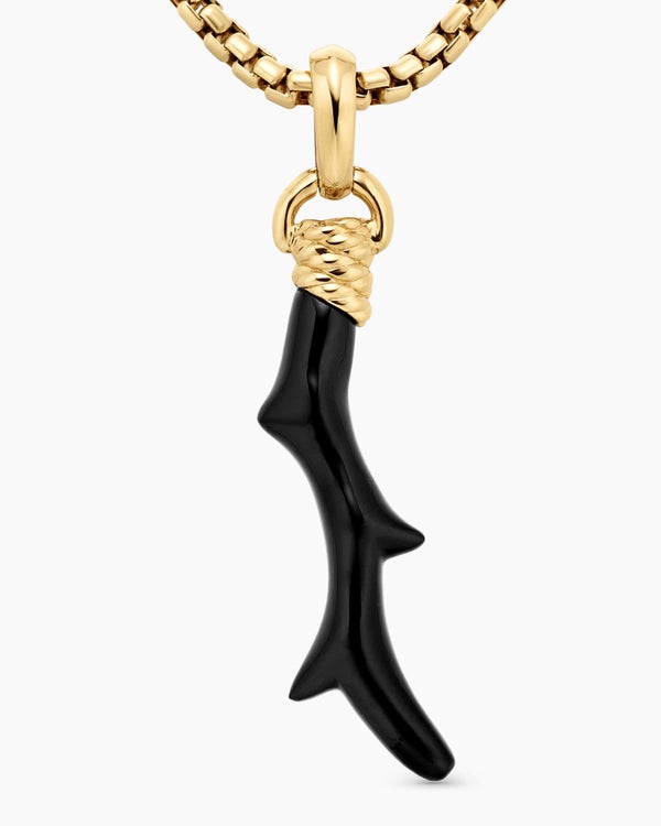 Coral Amulet with Black Onyx and 18K Yellow Gold, 31mm