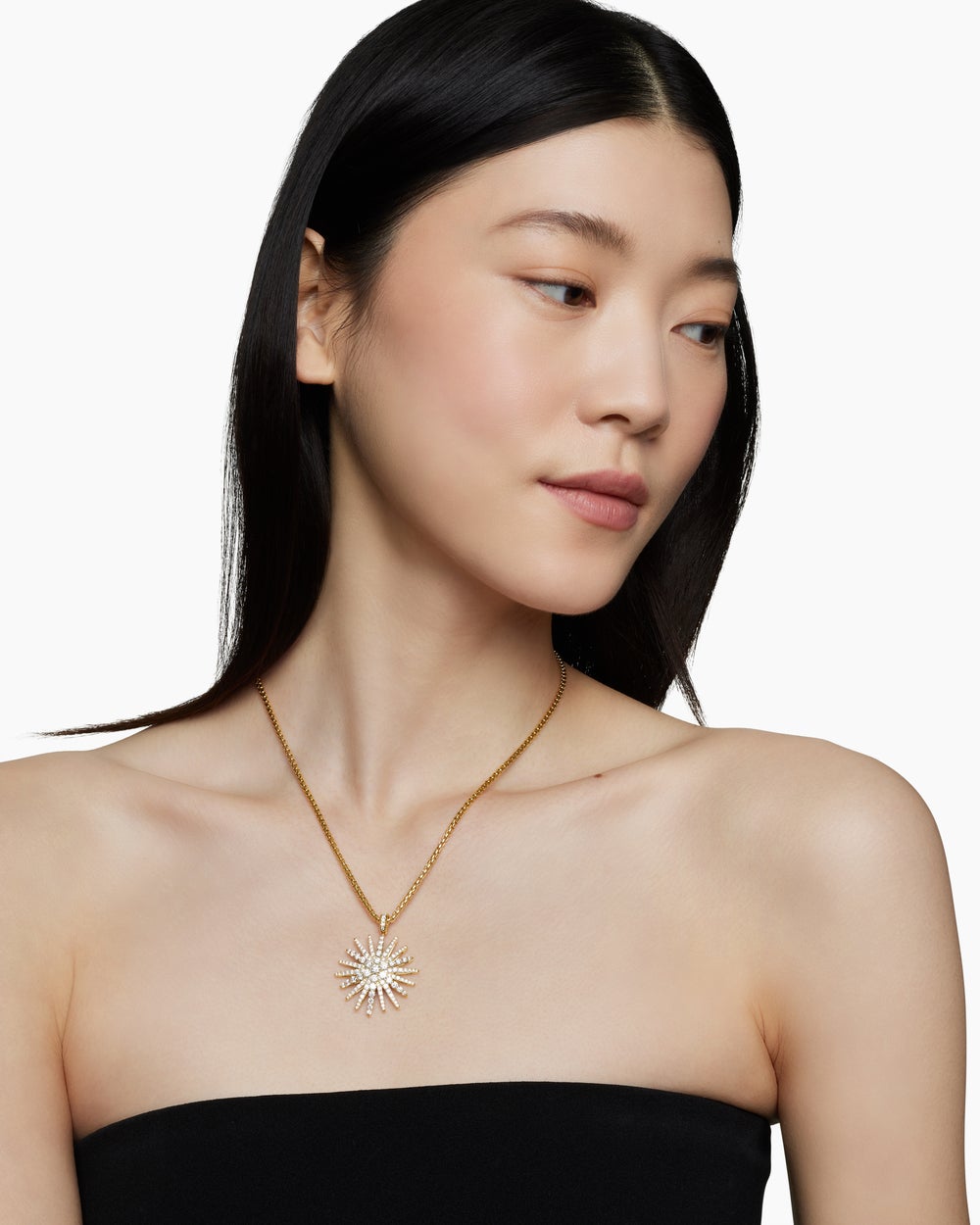 Womens Starburst Pendant in 18K Yellow Gold with Full Pavé Diamonds, 33.7mm