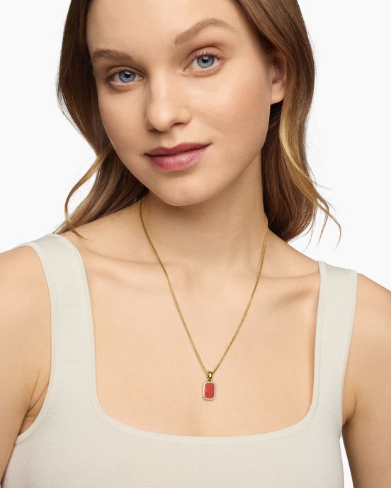 Petrvs® Bee Amulet in 18K Yellow Gold with Carnelian and Diamonds, 15mm