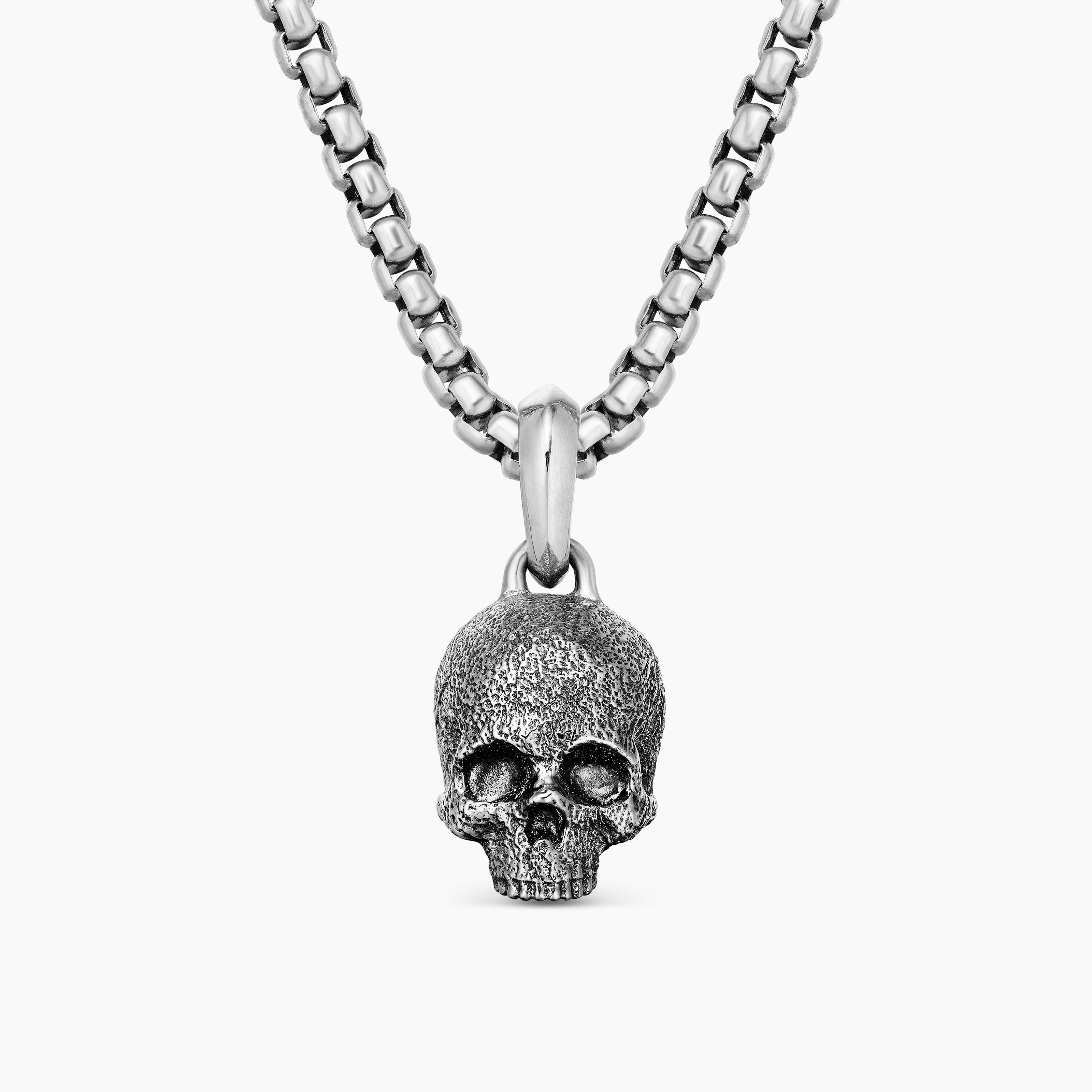 Mens Memento Mori Skull Amulet in Sterling Silver, 16mm