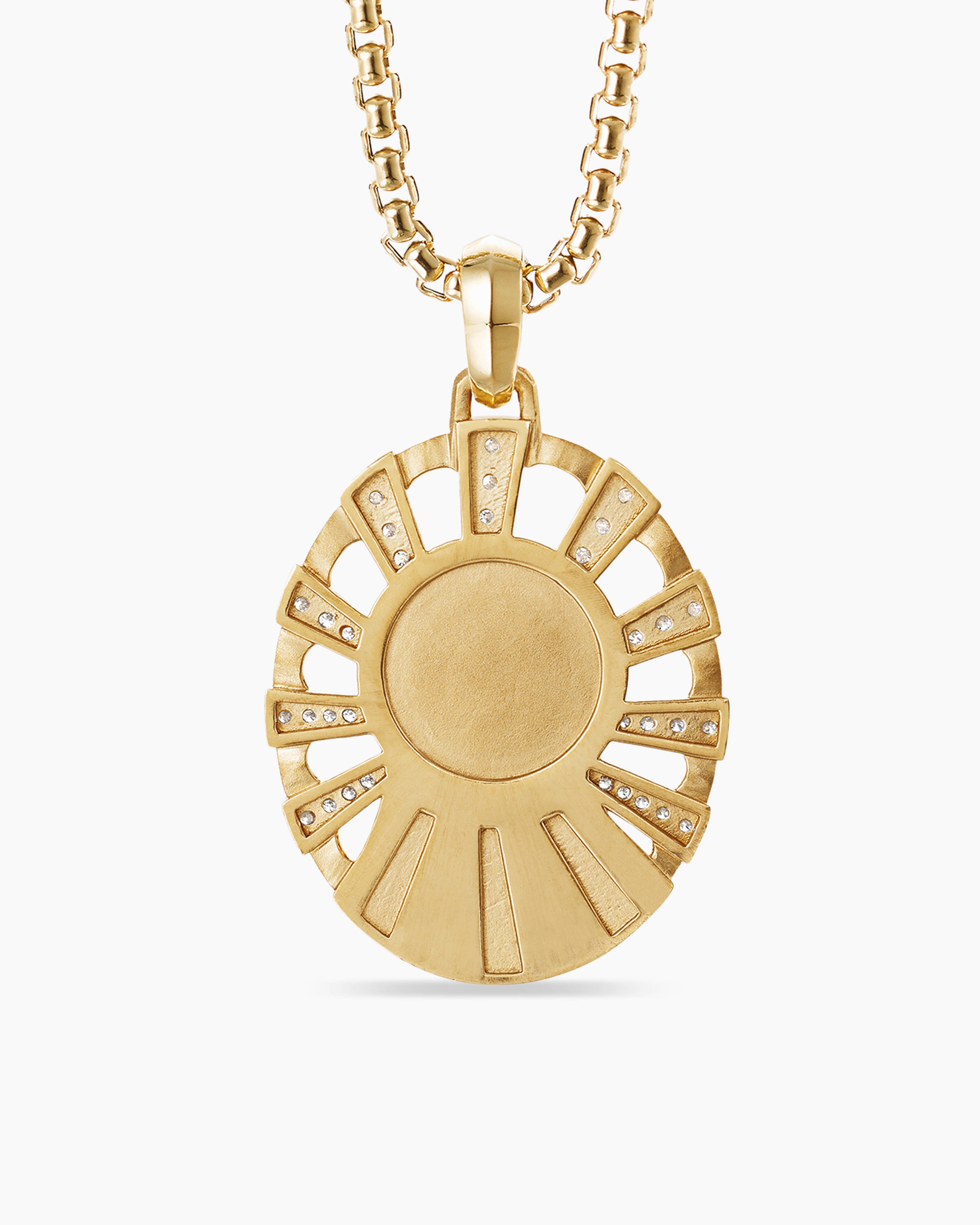 Madonna Amulet in 18K Yellow Gold with Diamonds, 29mm | David