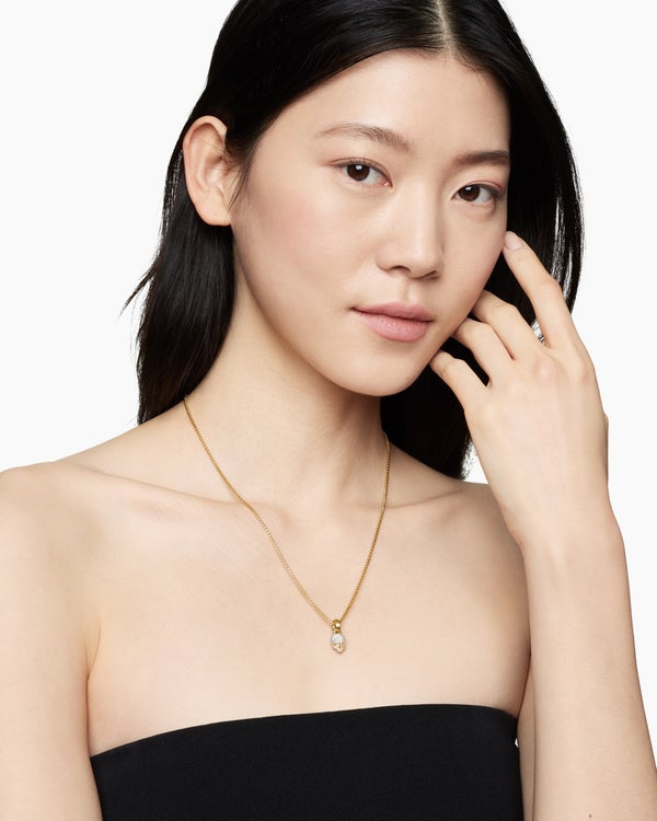 Skull Amulet with Full Pavé Diamonds and 18K Yellow Gold, 14mm