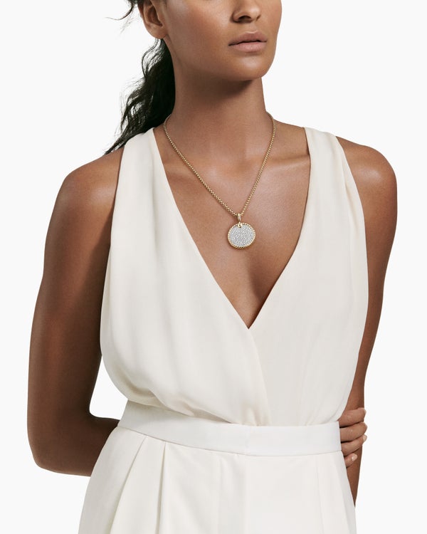 DY Elements® Disc Pendant in 18K Yellow Gold with Diamonds, 24mm