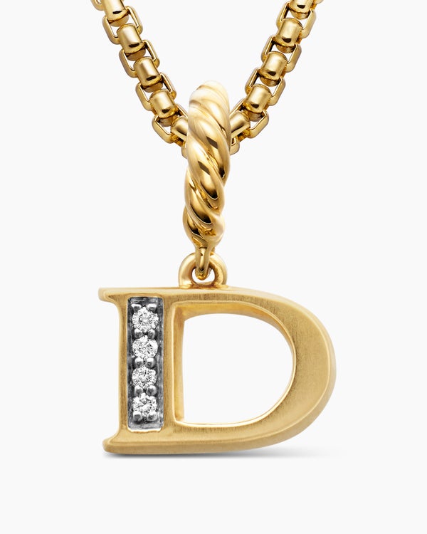 Pendentif à initiale en or jaune 18 carats avec D en pavé de diamants