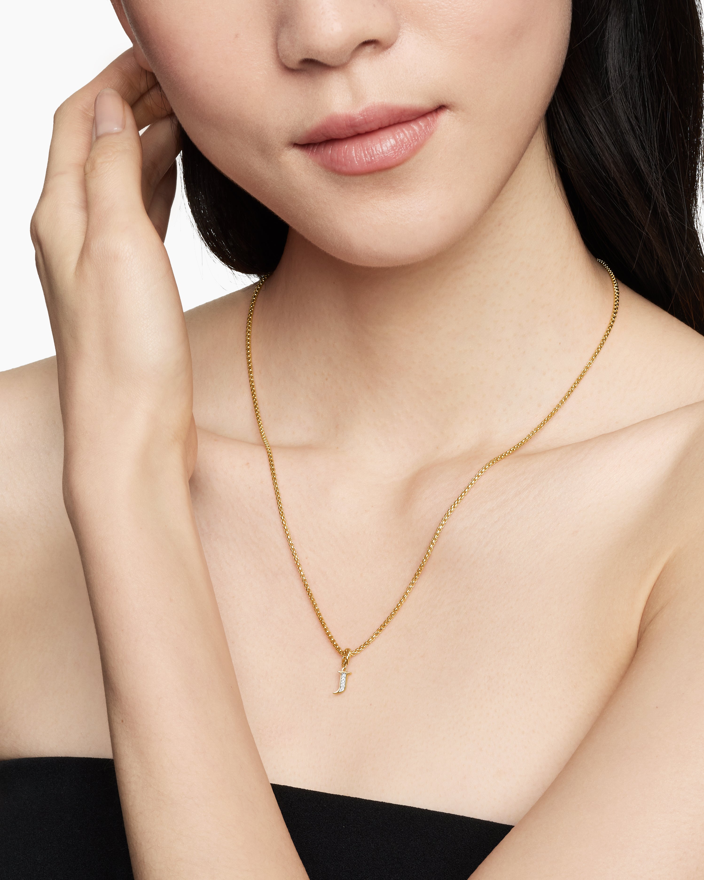 Pavé Initial Pendant in 18K Yellow Gold with Diamond A