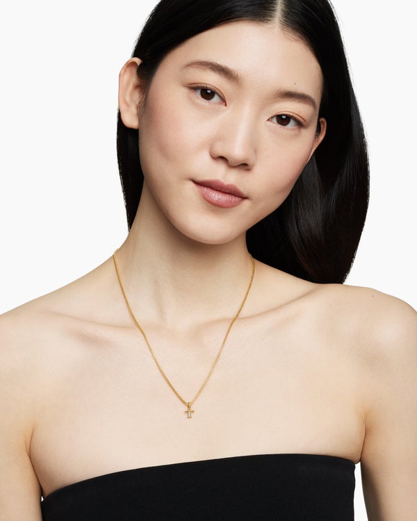 Pavé Initial Pendant in 18K Yellow Gold with Diamond T