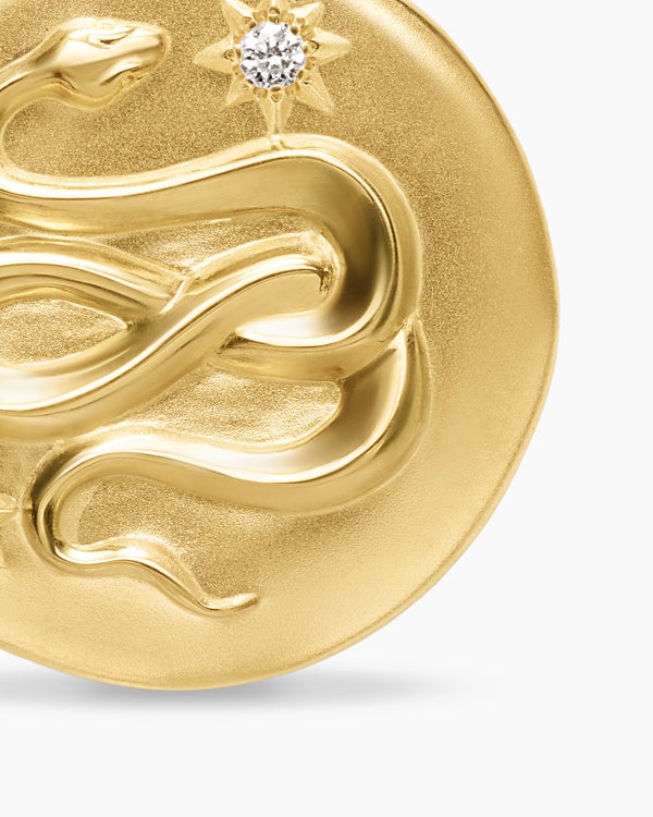 Snake Amulet in 18K Yellow Gold with Diamonds, 18.8mm