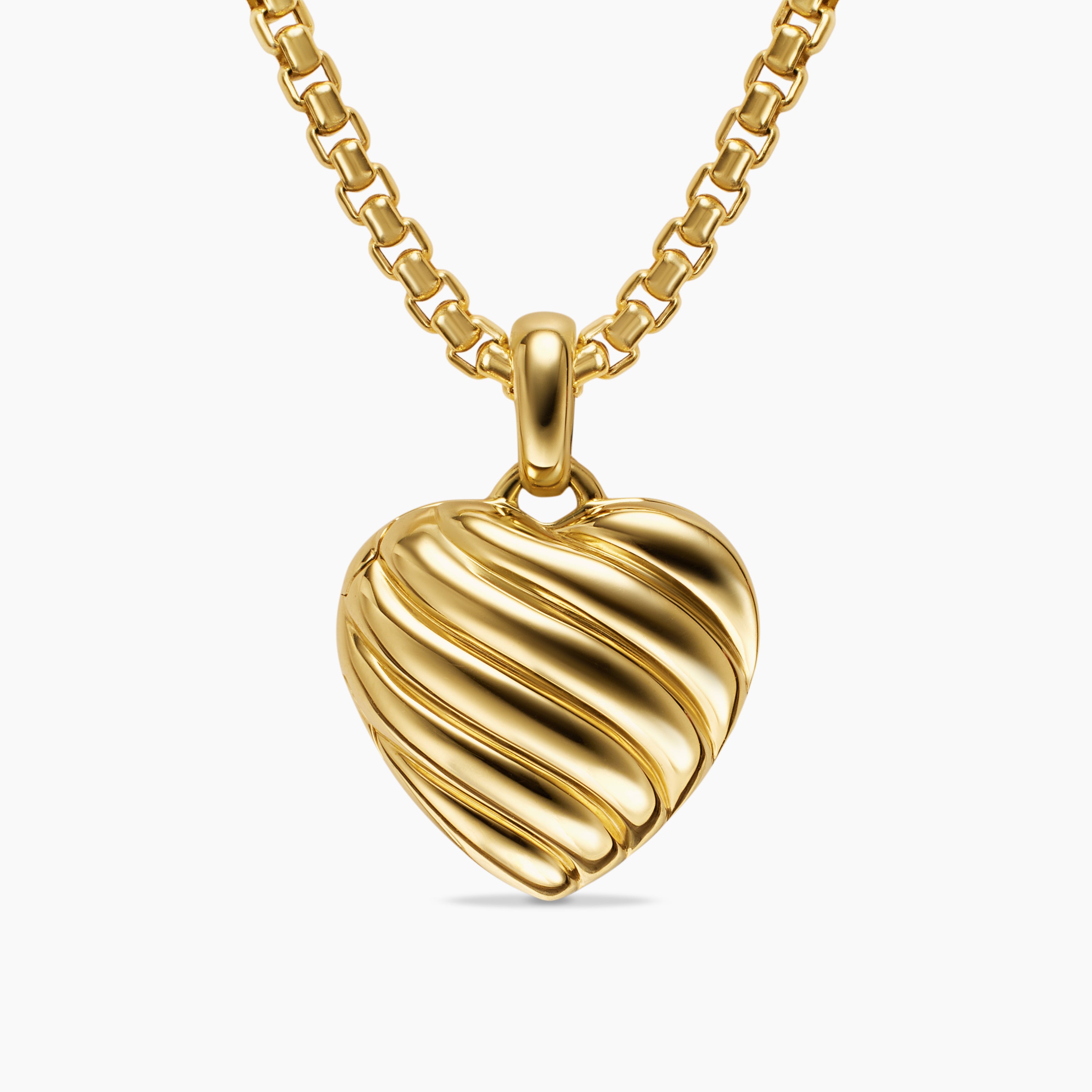 Womens Sculpted Cable Heart Locket in 18K Yellow Gold, 23mm