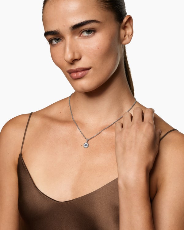 Amulette Mauvais œil en argent massif avec pavé de saphirs bleus et diamants, 12,6 mm