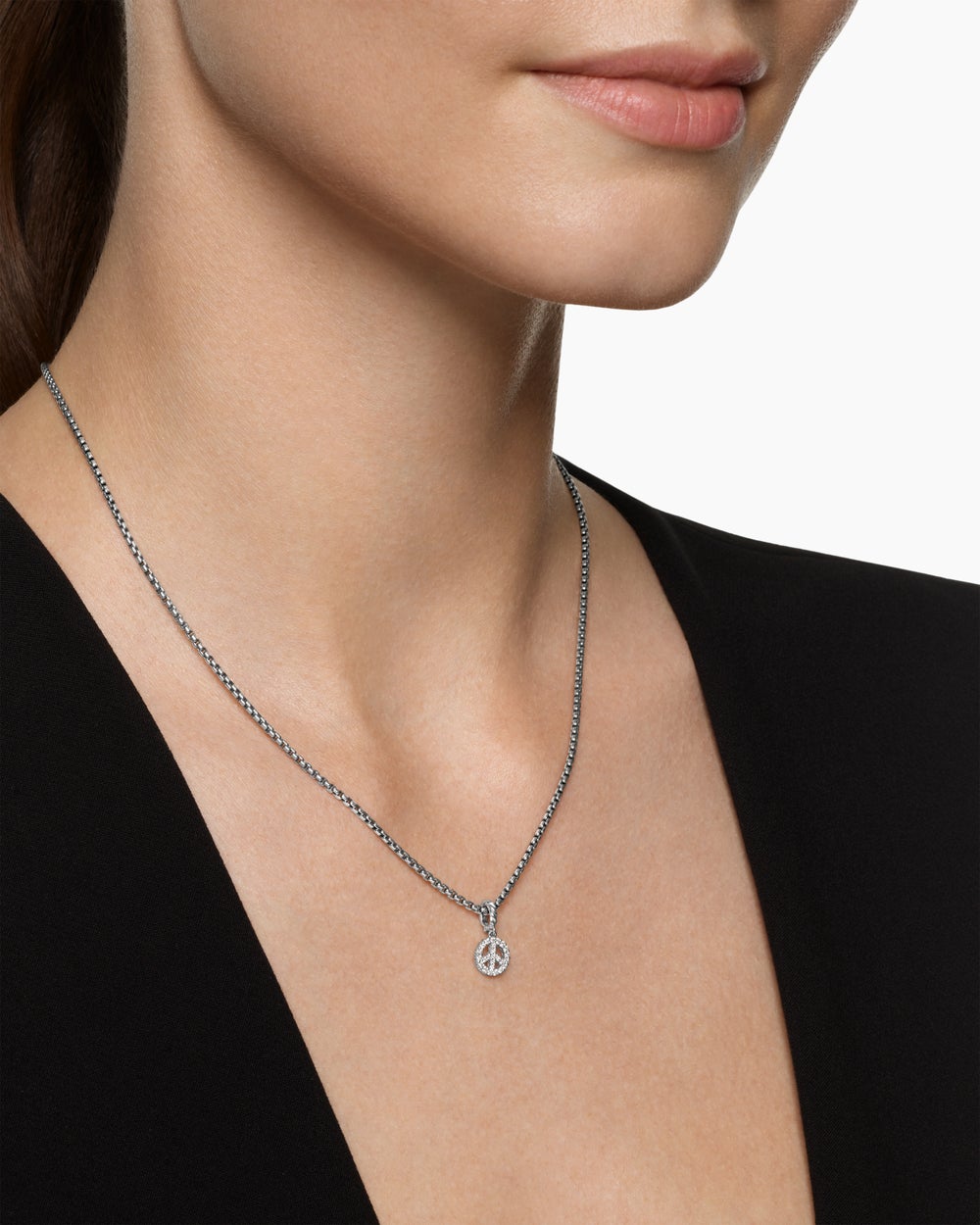Amulette signe de paix à micro pavé en argent sterling et diamants, 7,6 mm femmes