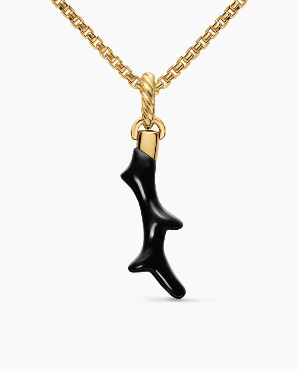 Amulette corail de petite taille en or jaune 18 carats et onyx noir, 25,2 mm femme